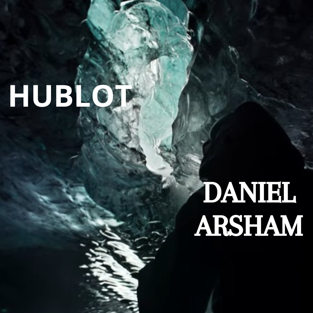 Divina la reinvención de los relojes de bolsillo con Hublot y Daniel Arsham
