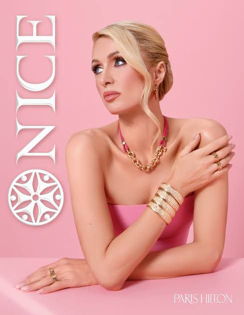 PARIS HILTON LLEGA A MONTERREY